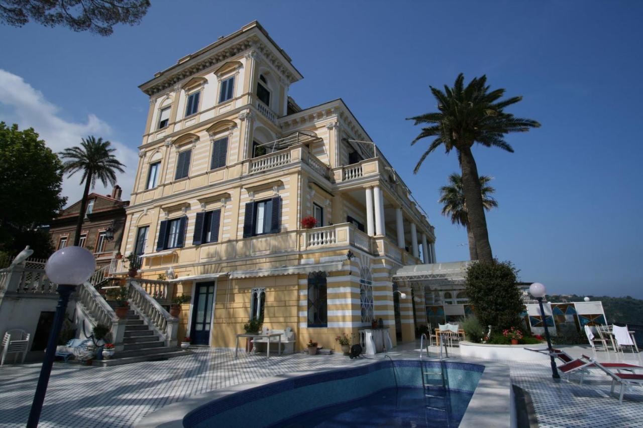 Villa La Terrazza Suites Sorrento Exterior photo